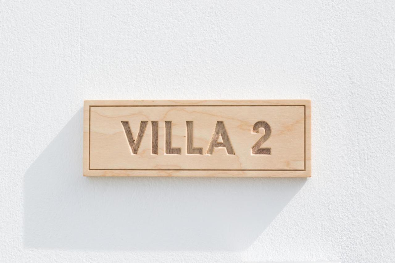 Theros Luxury Villas Damatria Exterior photo